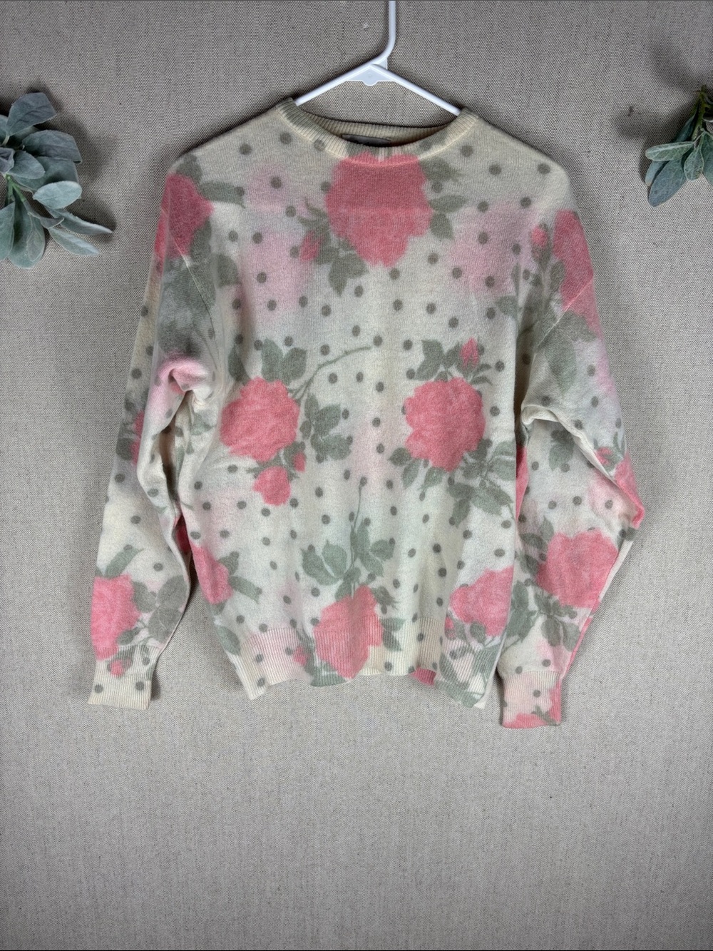La Redoute > Lambs Wool Cream Floral Crewneck Sweater with Pink Roses Small